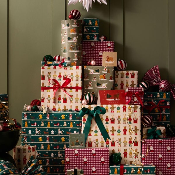 כרטיסי ברכה ונייר עטיפה