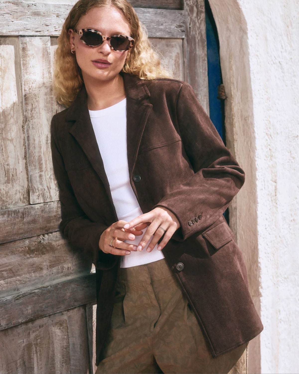 TRENDING_ CHOCOLATE BROWN